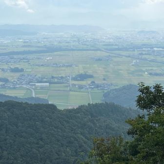 長浜方面　小谷城を見下ろします