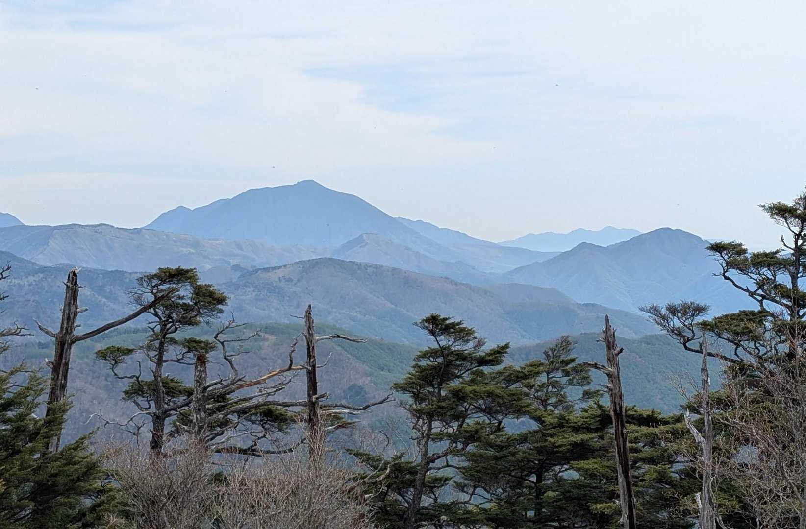 前袈裟丸山 往復コースの写真