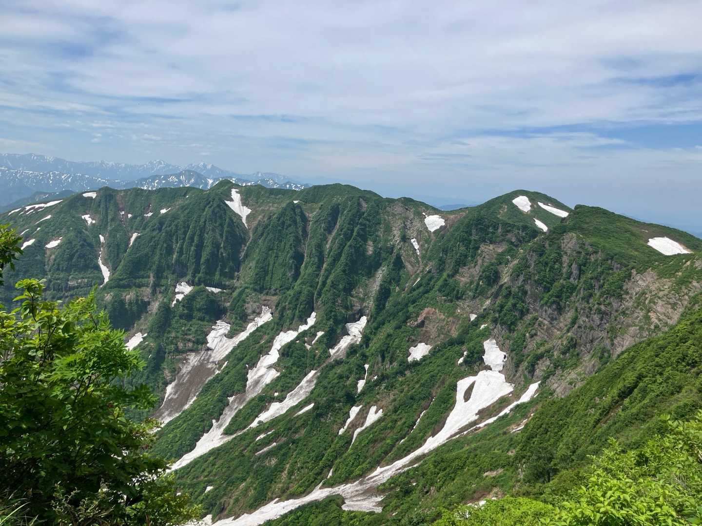田子倉只見沢登山口-剣ヶ峰-浅草岳-避難小屋跡-入叶津登山 縦走コースの写真