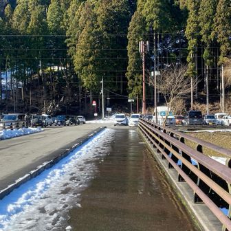駐車場まで来ると暖かくなりました