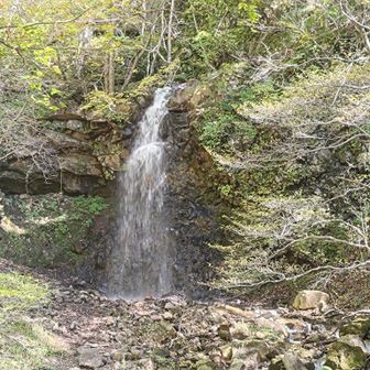 右ルートにある不動ノ滝