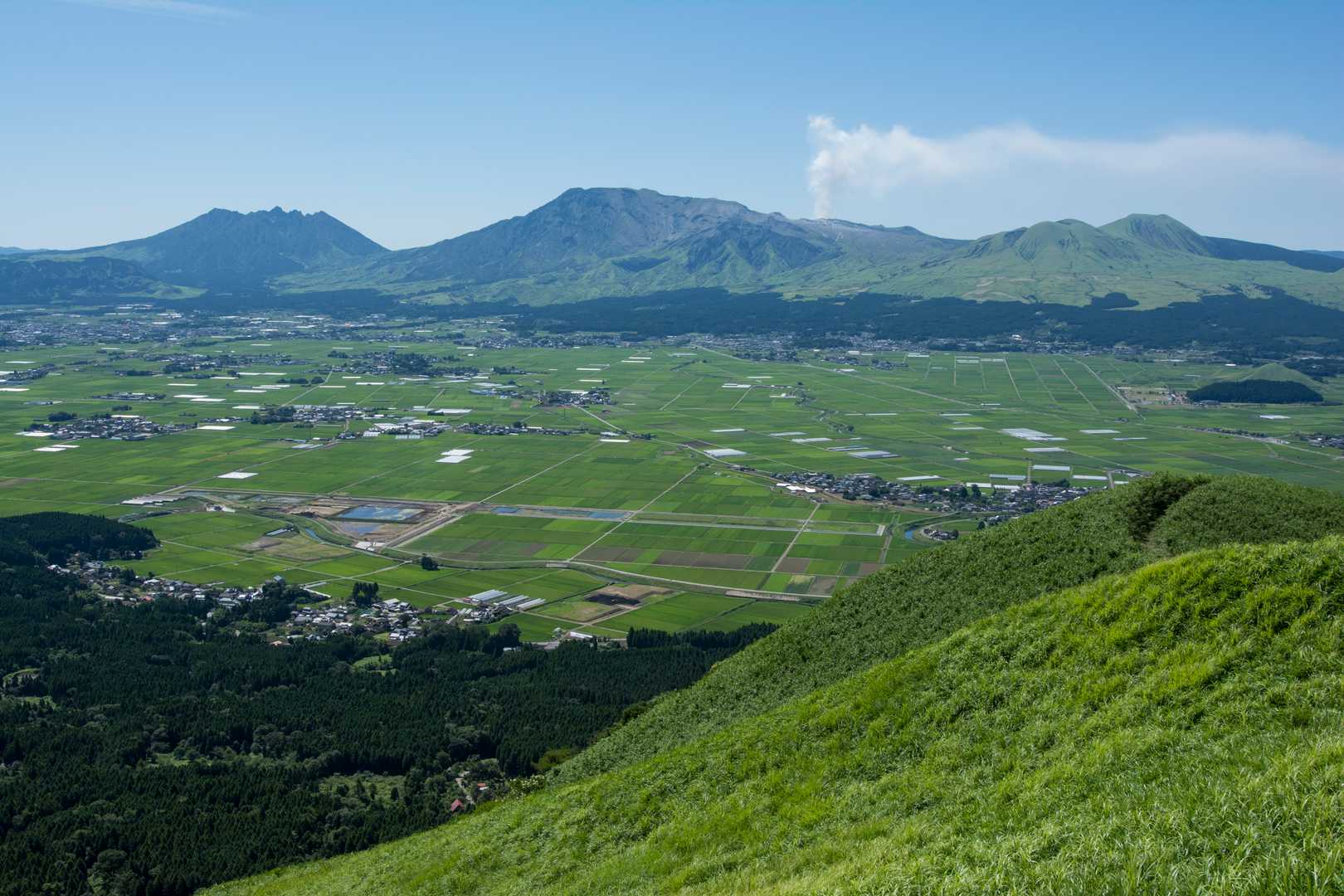 高岳（阿蘇山）の写真