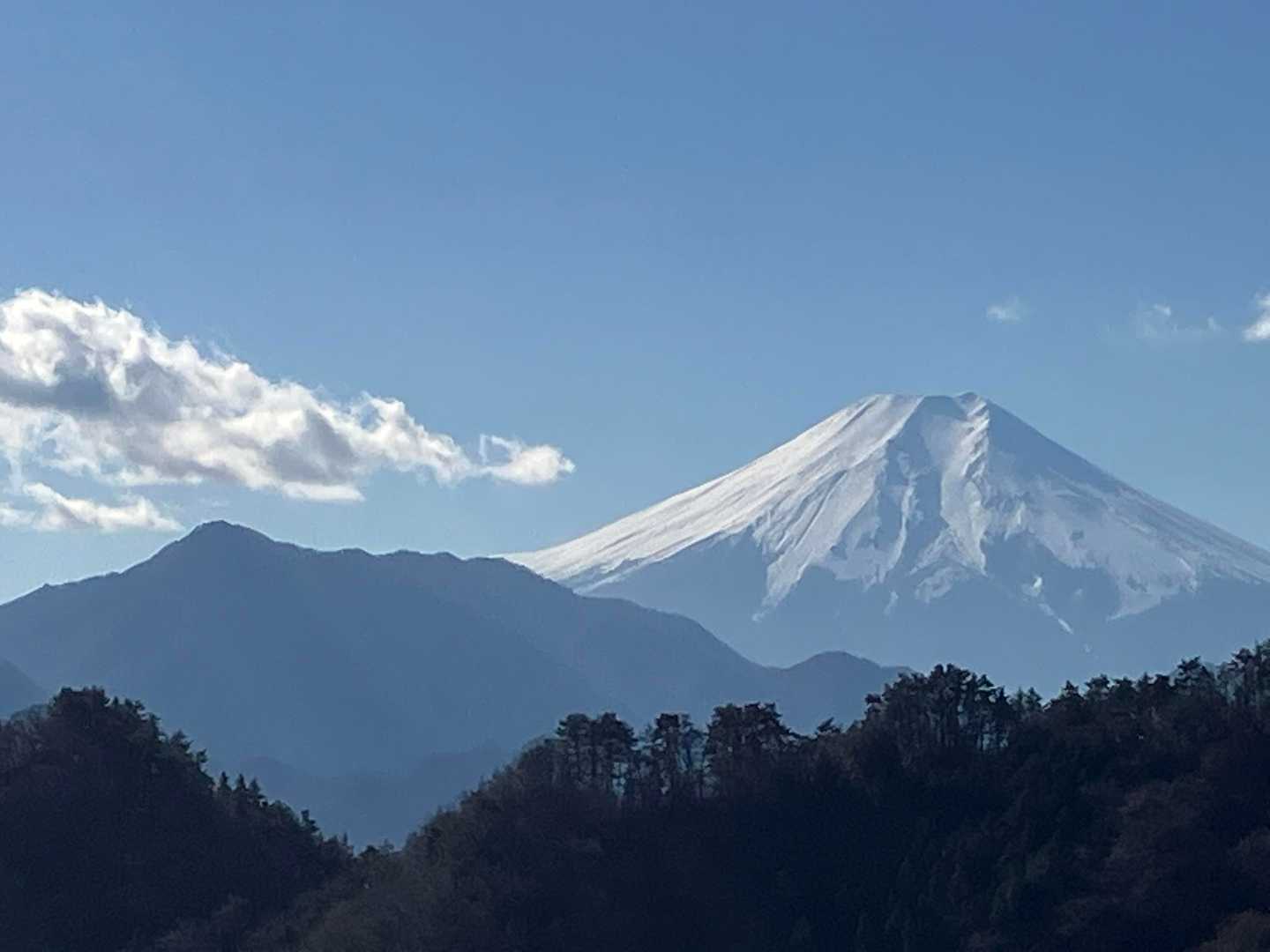 御前山の山頂からも、富士山がどどーん！