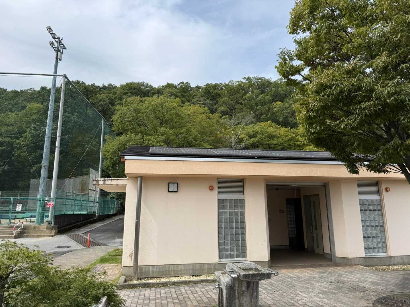 緑が丘スポーツ公園駐車場からスタート