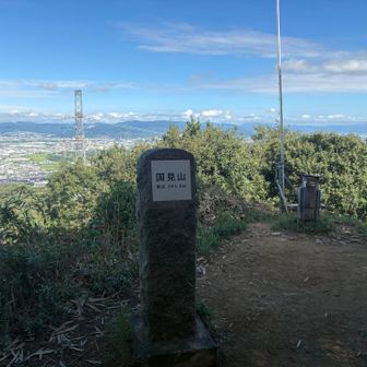 今日ここから登山口まで初めて下ってみる。
違うところから登ってこようとしたが、トレイルが荒れていたので、ピストン。