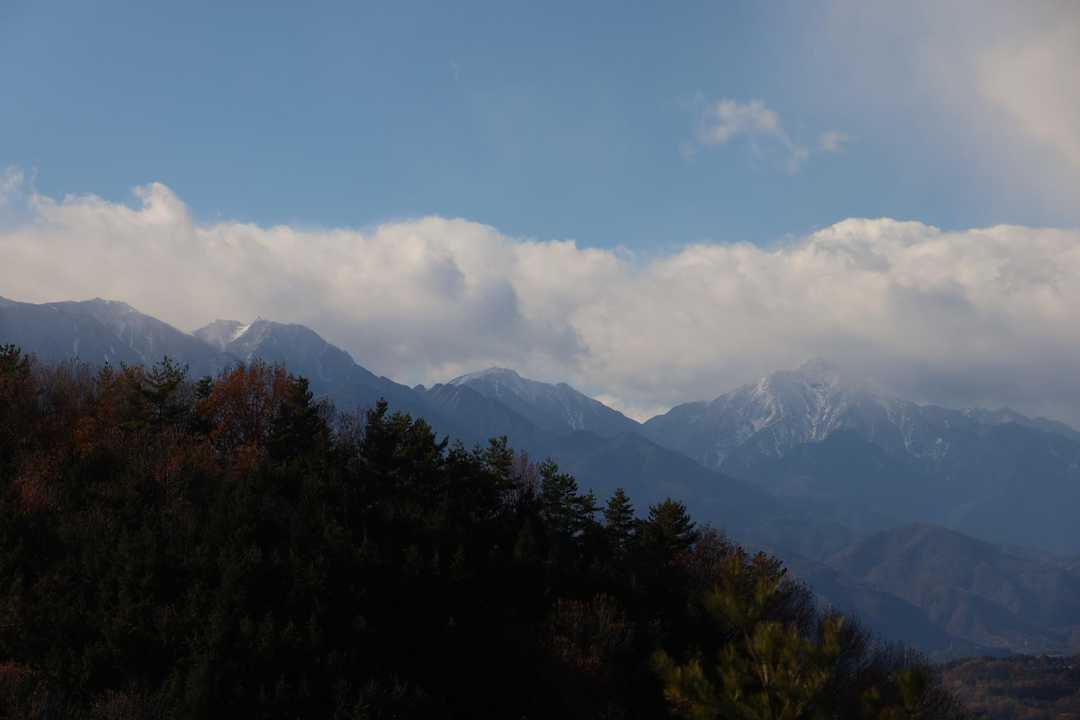 甲斐駒ヶ岳
雲がかかり寒そう
