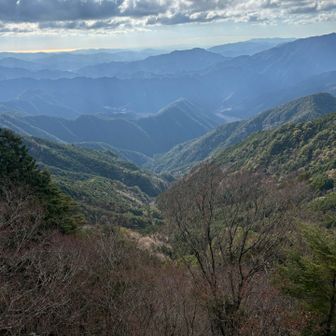 見晴らしよい、雲たくさん
