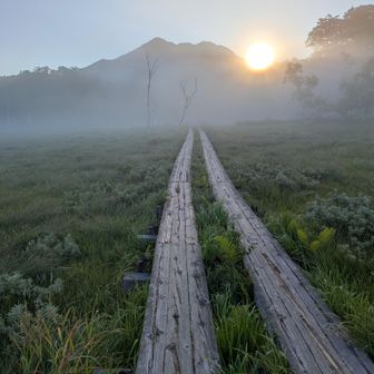 日の出の燧ヶ岳