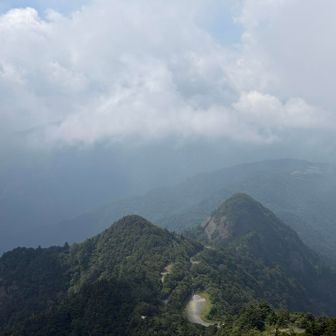 相変わらず雲が取れず