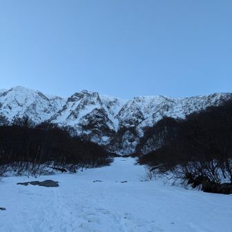 八合尾根、雪なさそう～、いけるか～？