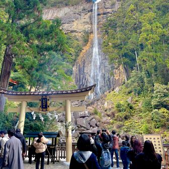 冬場は水量控えめです。