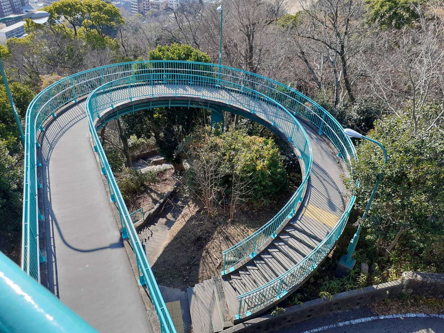 JR元町駅-地下鉄　県庁前駅-諏訪神社参道-堂徳山-城山- 縦走コースの写真
