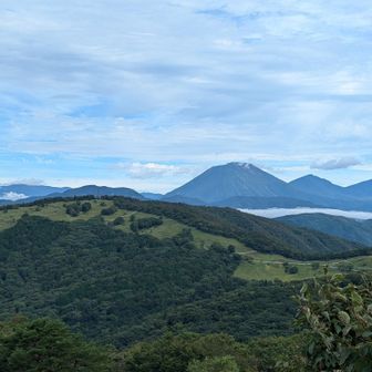 男体山ほか日光の山が綺麗に。雲が低かったんだね
