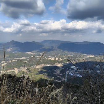 東岳に戻り山ラータイム