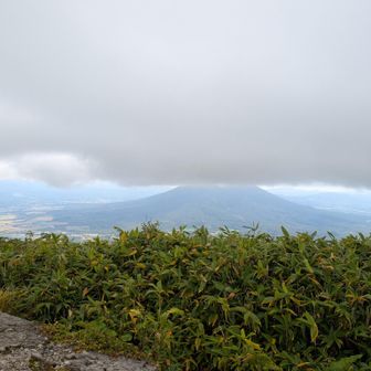 ガスの取れない羊蹄山