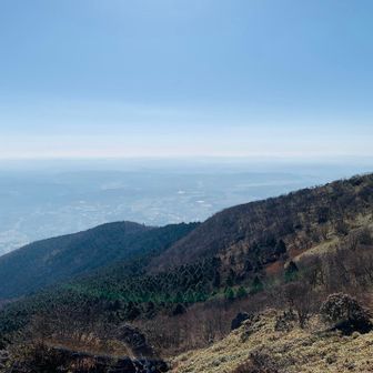 山頂到着
雲海も収まり
津山の町が見えて来た
