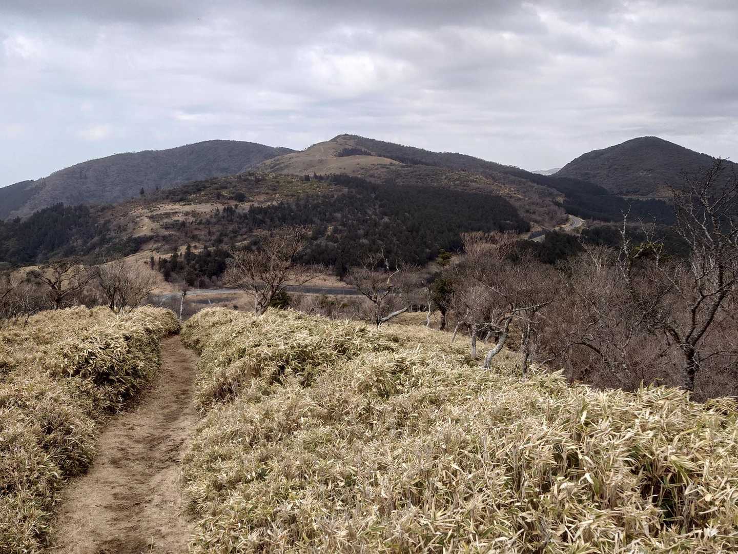 風早峠へ急降下