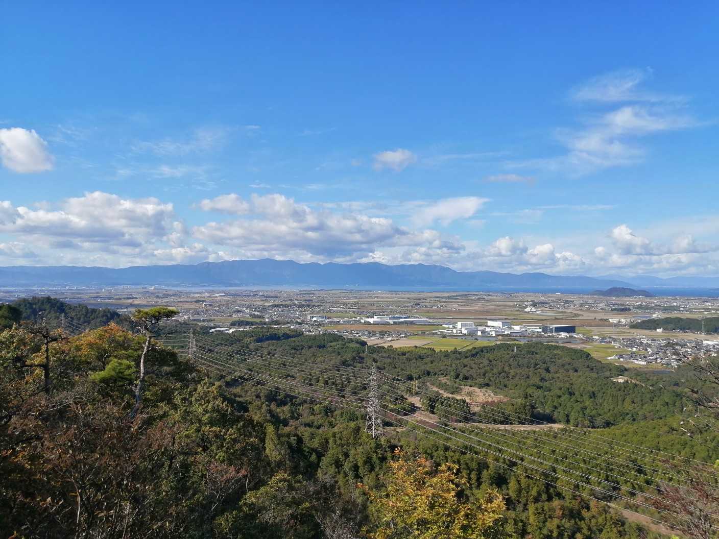 ここ、めちゃくちゃ気持ちいい🎵
でも、よく見たらルートから外れてた😂
山頂に戻ります😅