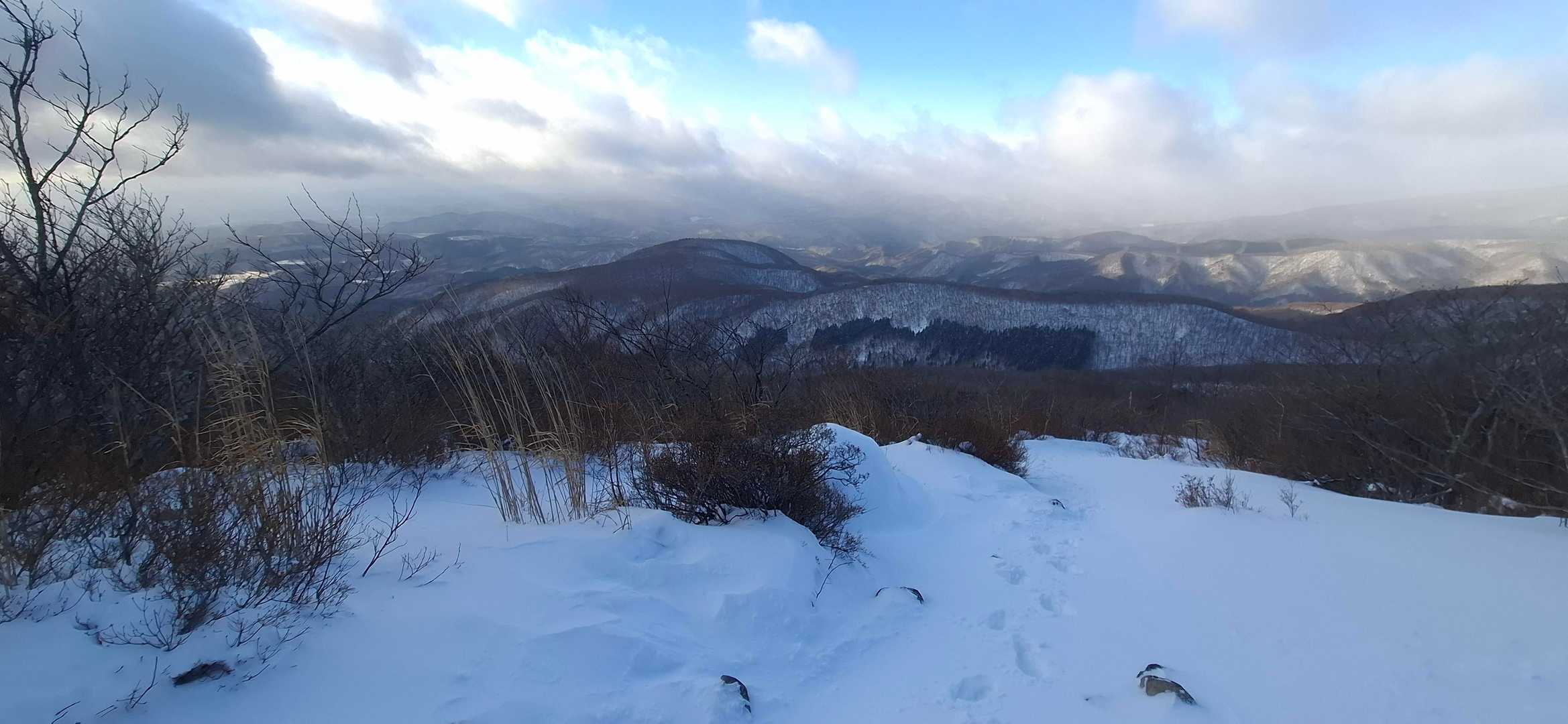 黒鼻山登山口-泉ヶ岳-お分れ峠 周回コースの写真
