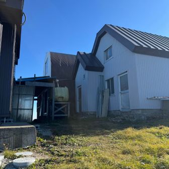 で、山小屋に着いちゃったよ、、、


最難関ルートだとかの呼び声高き屏風道なんだけど、何が難しかったのか分からずじまいでした

（急登なので、しんどかったのは事実です笑）