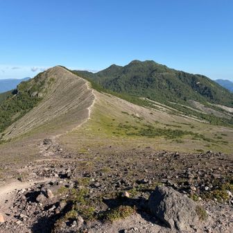 風不死岳との分岐、記録を作っていて北山に登り忘れていたことに気づく、残念。