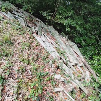 以前は展望台があったが残骸が残ってます
