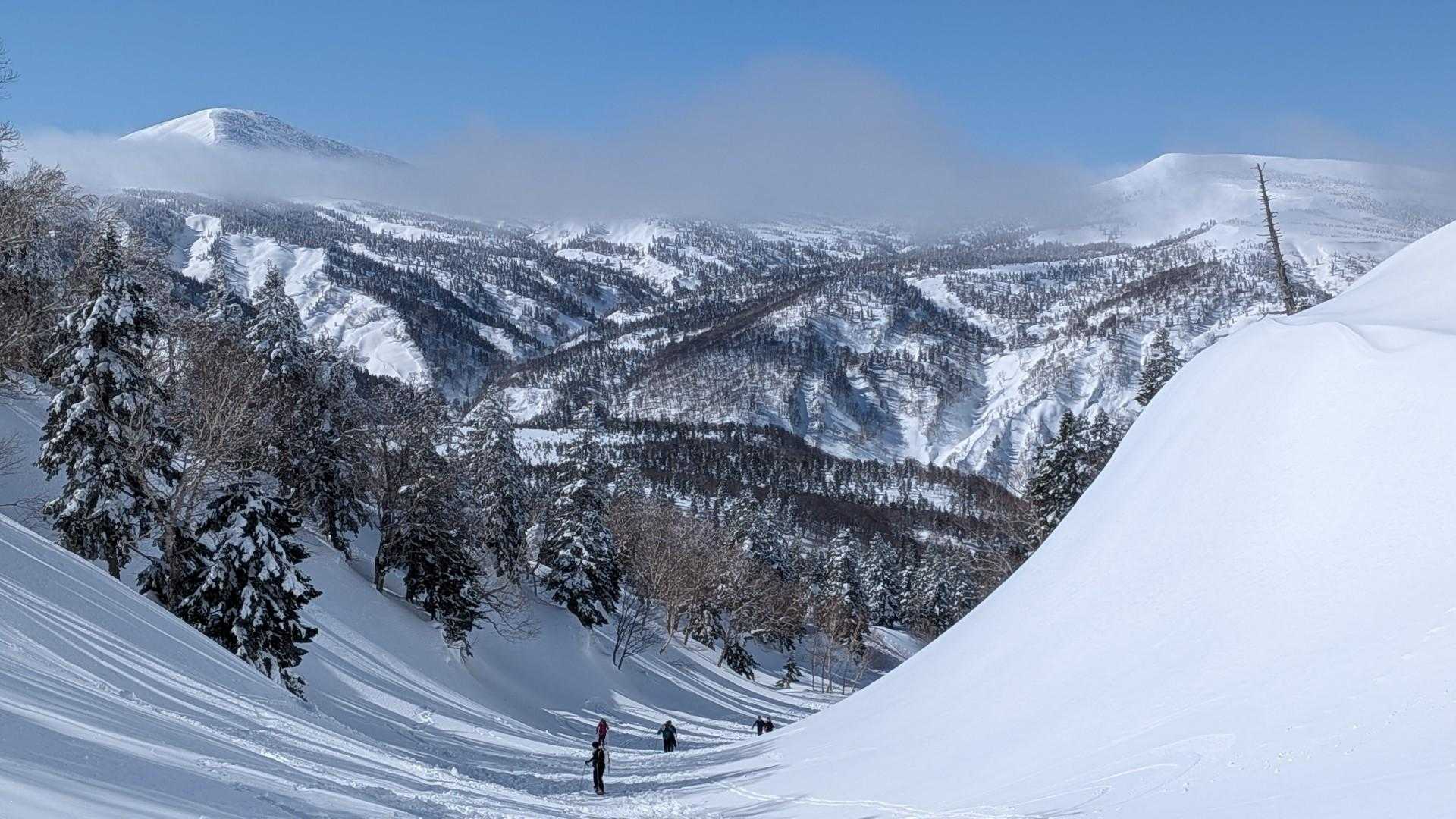 横岳からの櫛ヶ峰🤭