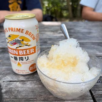 りんごかき氷とビール🍻生き返る