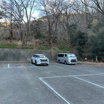 大岩山毘沙門天駐車場からスタート