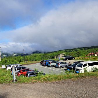 6時25分 菅平牧場着
一番上の🅿️に停められました