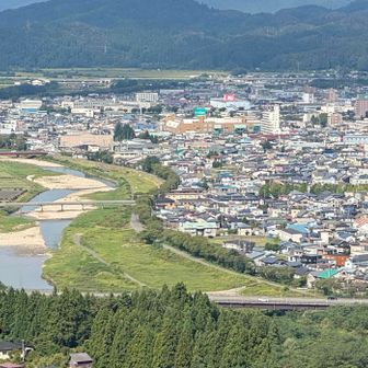 エリンギからの眺望
昨日大館神明社祭典が終了
多くはいないワゲモノの熱気と活気で溢れていた