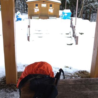 お手洗いもあります