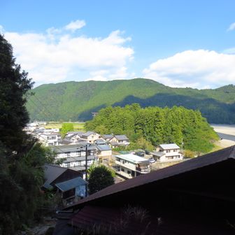 大鳥居が見えます