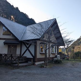 カフェ＆旬菜レストラン　歩絵夢さん
吸い寄せられていく〜🤪
ちょっとお茶だけしていくか〜☕