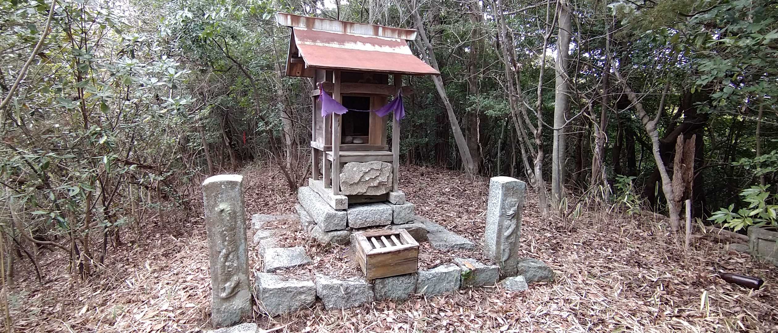 東の龍王の祠