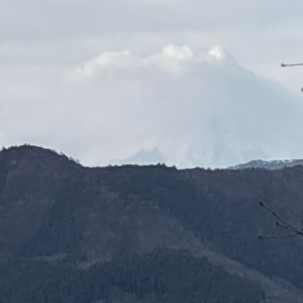 富士山は薄っすらシルエットが。まあ良しとします。
