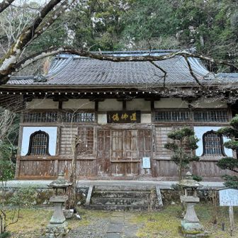 こちらも大変立派なお寺でした