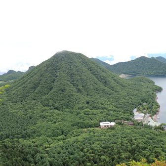 先ほど登った榛名富士