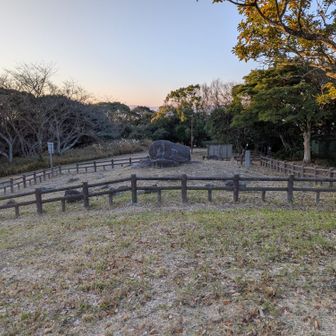 一号古墳を後ろから