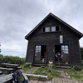 小屋に到着