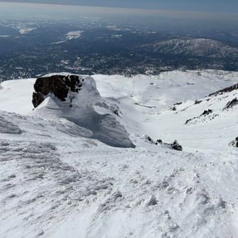 金庫岩は脱皮中