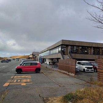 阿蘇火山博物館より登山開始