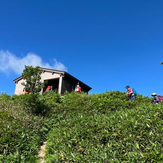 殿ヶ池避難小屋