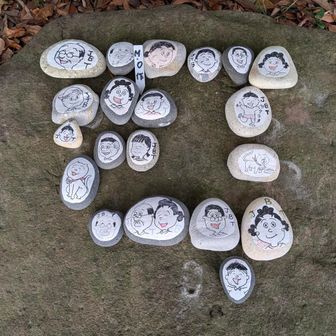 サザエさんファミリー嶽山に大集合　
4個増えてます