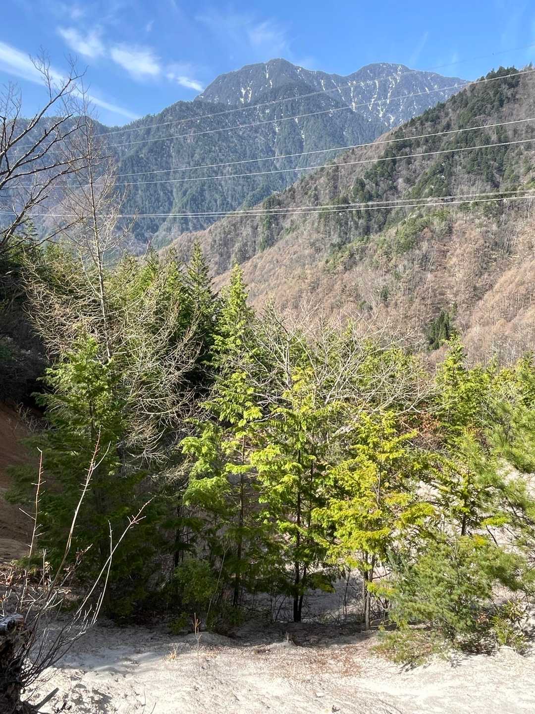 崩落地から有明山✨
有明山は地獄、有明荘は天国でした🤣