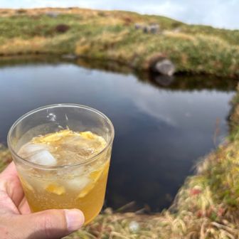 選んだのは！
『自家製オーガニック🍋生レモンソーダ』😊
甘い🍋がめちゃくちゃ美味しく汗をかいた体にソーダが沁みる！
味わいながらゴクゴクとあっという間に飲み干す😋