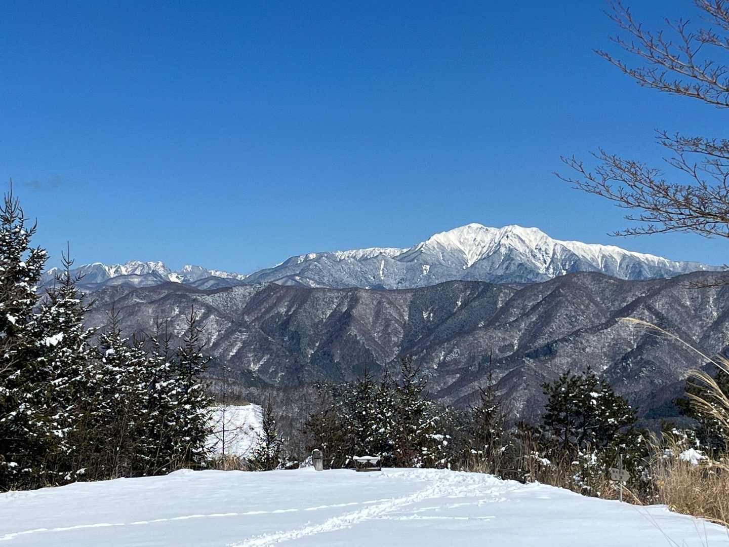 仙丈ヶ岳、甲斐駒ヶ岳🤩🤩🤩を目に焼き付けて👀　