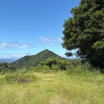 烏帽子山に向かいます