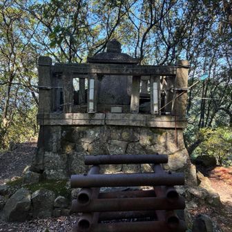 奥之院
ここからもう少しだけ急登が続きます