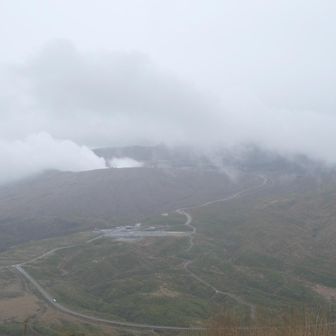 本峰方面
歩けなくもなさそうな感じだが、また、いつの日か良いコンディションを狙って来たい